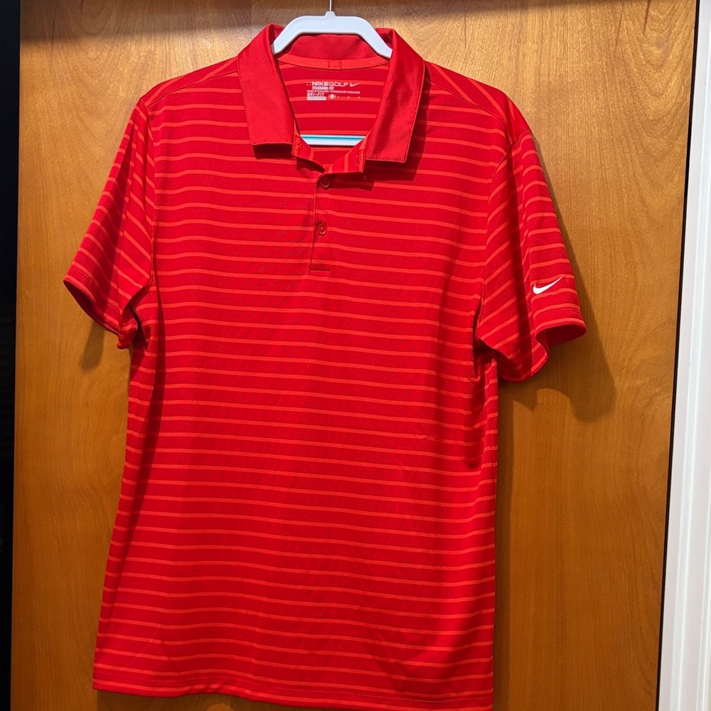 Nike Men's Polo Shirt in Red with Stripes